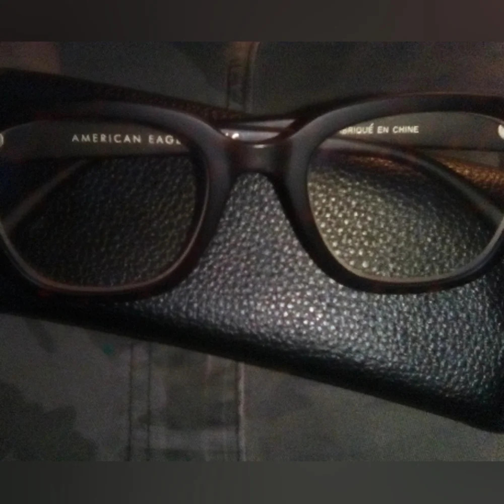American Eagle glasses
